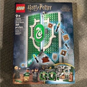[LEGO] NWT Harry Potter Slytherin House Banner Building Set 76410 RETIRED